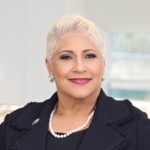 Faith Head shot for website