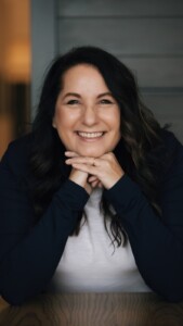 Angie Thiel