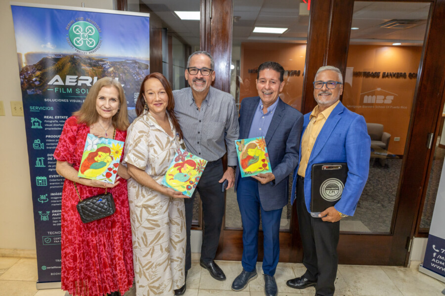 Womens Council of REALTORS Greater Puerto Rico Madres Momentos y Memorias Sip Paint Experience 2026 05 21170.jpg